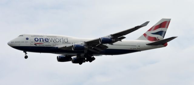 Boeing 747-400 (G-CIVK) - One World Livery moments before landing, spring 2019.