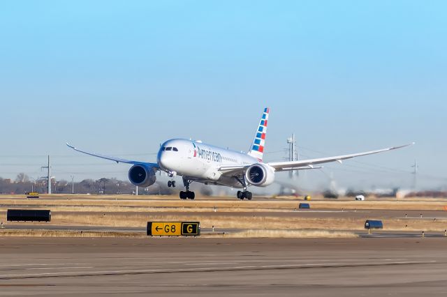 Boeing 787-8 —