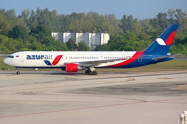 BOEING 767-300 (VQ-BUP)