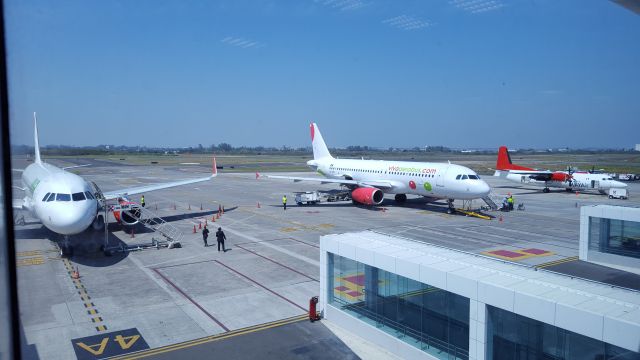 Airbus A320 (XA-VAH) - Aeropuerto Internacional de Veracruz, México