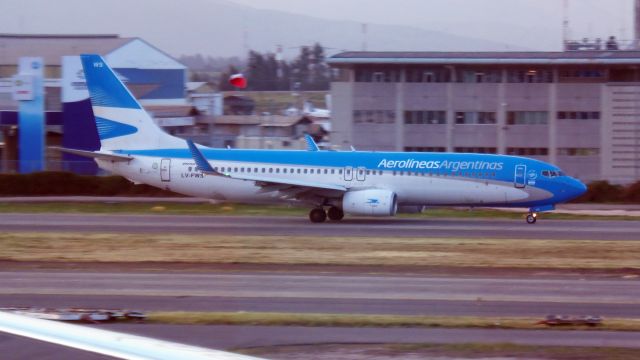 Boeing 737-800 (LV-FWS)