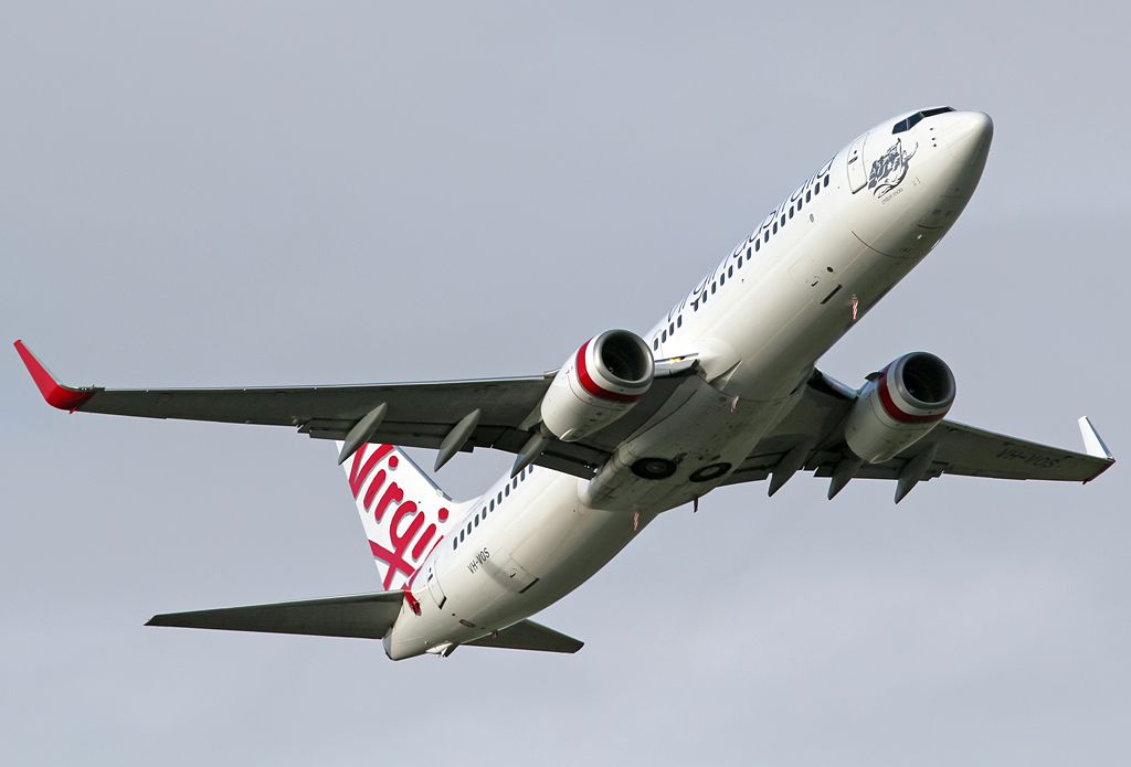 Boeing 737-800 (VH-VOS) - VIRGIN AUSTRALIA AIRLINES - BOEING 737-8FE - REG VH-VOS (CN 33800/1483) - ADELAIDE INTERNATIONAL SA. AUSTRALIA - YPAD (23/6/2015)PHOTOGRAPHED WITH A CANON 550D AND 300MM LENSE
