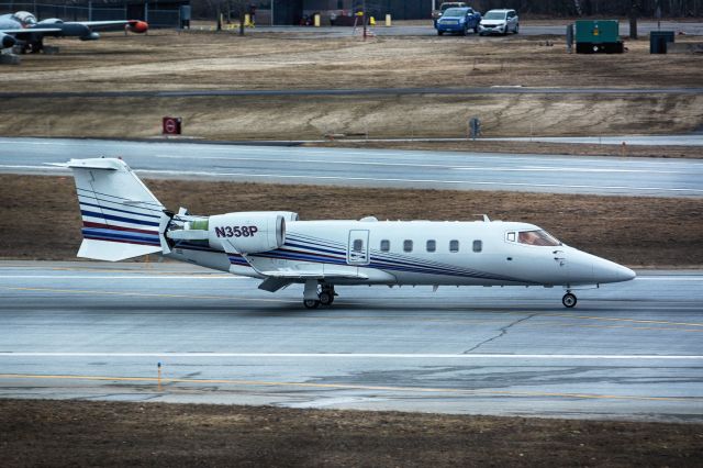 Learjet 60 (N358P)