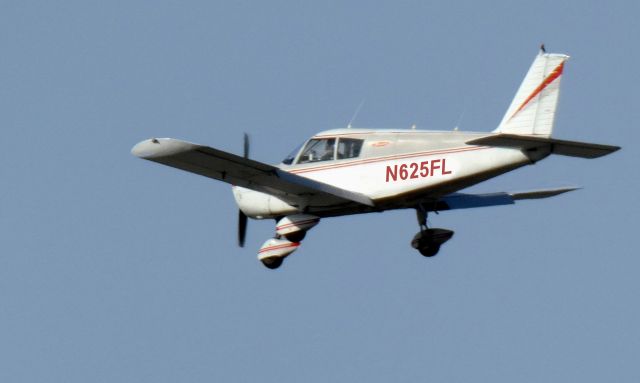 Piper Cherokee (N625FL) - On final is this 1971 Piper Cherokee PA-28-140 from the Winter of 2020.