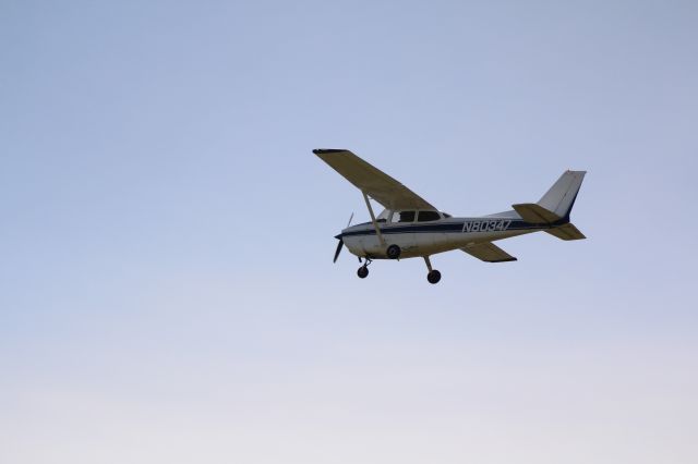 Cessna Skyhawk (N80347)