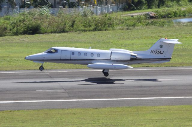 Learjet 35 (N131AJ)