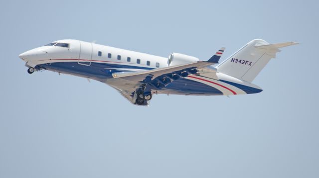 Canadair Challenger (N342FX) - 06/14/2013