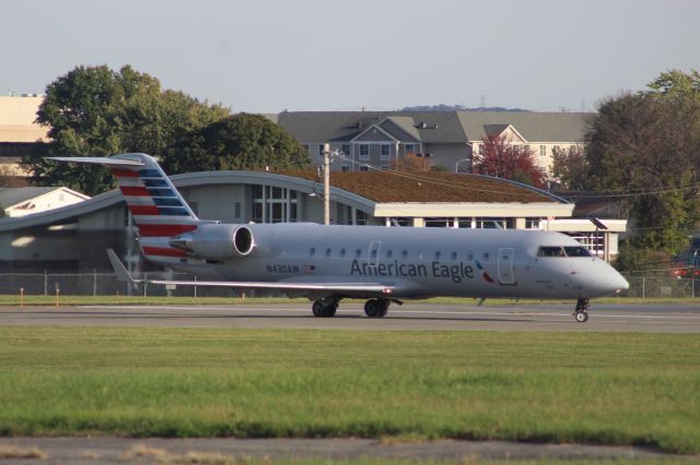 Canadair Regional Jet CRJ-200 (N430AW) - Departing to KPHL off runway 24