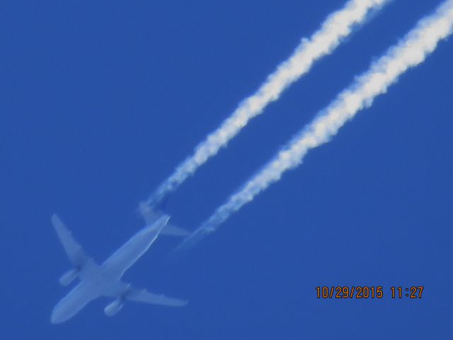 Airbus A320 (N419UA)