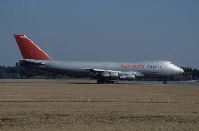 Boeing 747-200 (N640US) - Departure at Narita Intl Airport Rwy16 on 1991/02/21