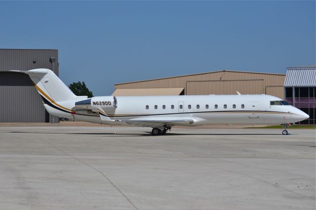 Canadair Regional Jet CRJ-200 (N629DD)