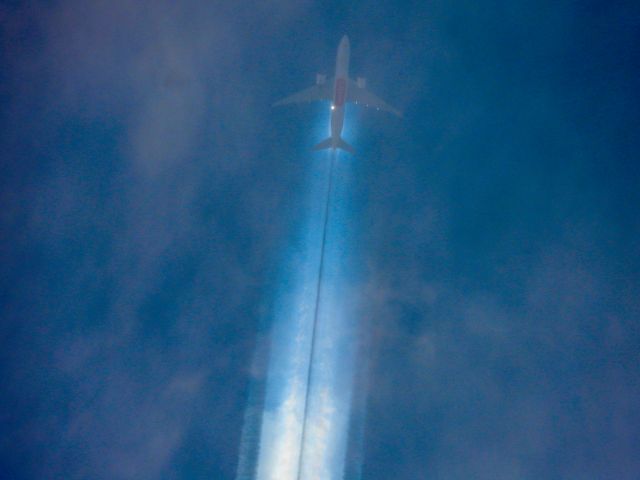 BOEING 777-200LR (A6-EWC) - UAE1CAbr /DFW-DXBbr /09/15/22