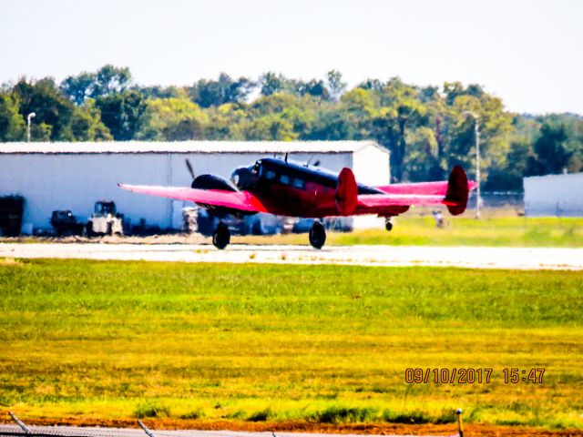 Beechcraft 18 (N9109R)