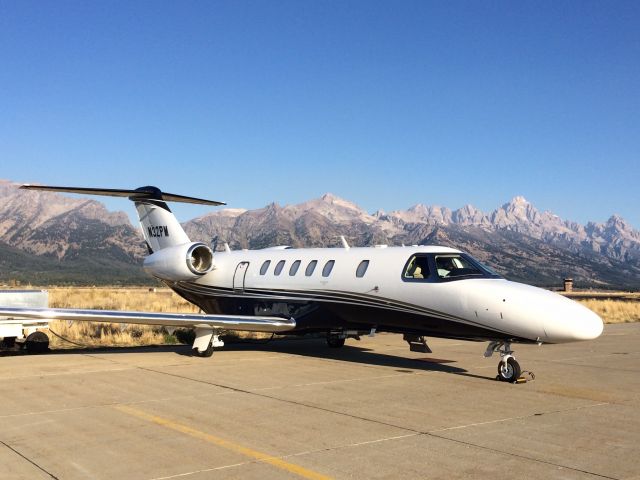 Cessna Citation CJ4 (N32PM)