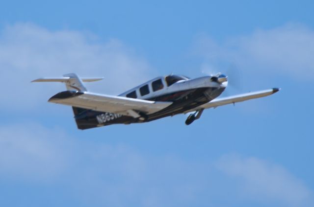 Piper Saratoga (N865WA)