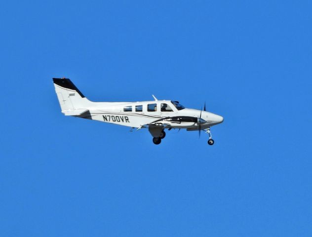 Beechcraft Baron (58) (N700VR)