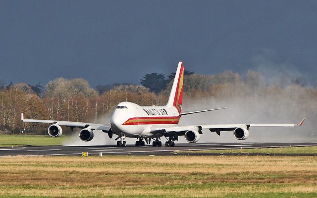 Boeing 747-400 (N402KZ) - kalitta air b747-481f n402kz dep shannon for atlanta 10/2/19.