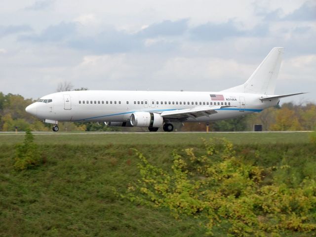 BOEING 737-400 (N314XA)