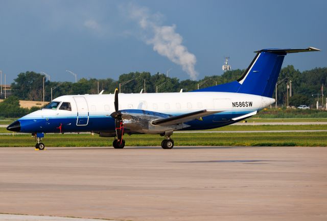 Embraer EMB-120 Brasilia (N586SW)