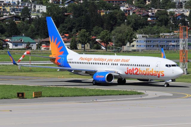 Boeing 737-800 (G-DRTP)