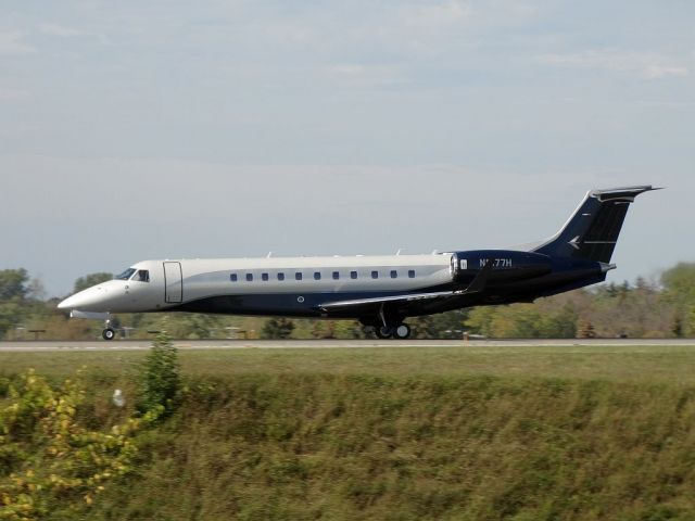 Embraer Legacy 600/650 (N1977H)