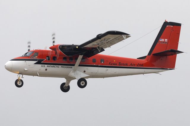 De Havilland Canada Twin Otter (C-GKBG)