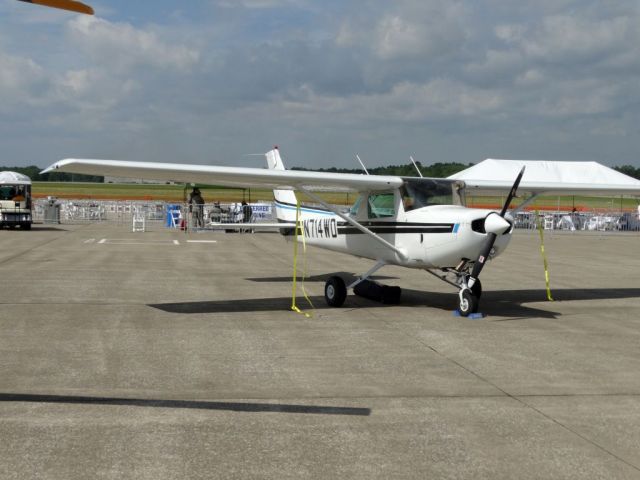 Cessna 152 (N714WD)