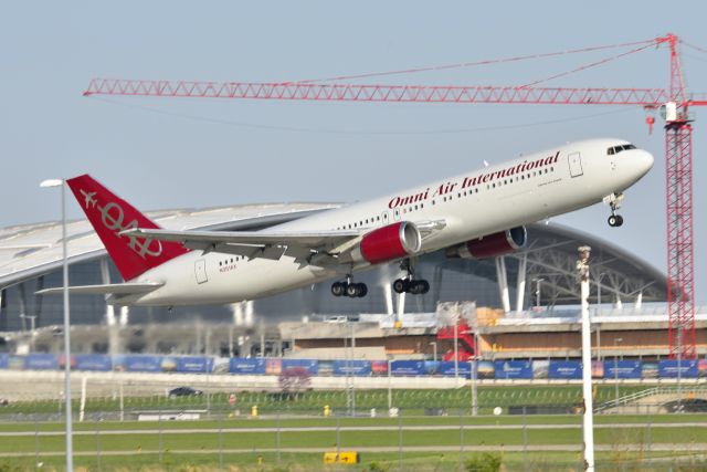 BOEING 767-300 (N351AX) - 04-23-23 23-R