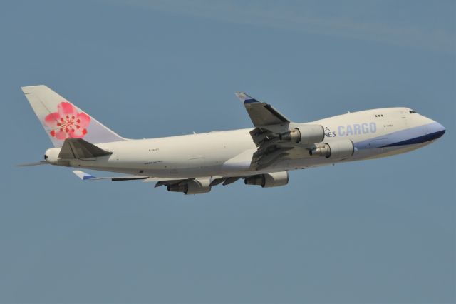 Boeing 747-400 (B-18707)