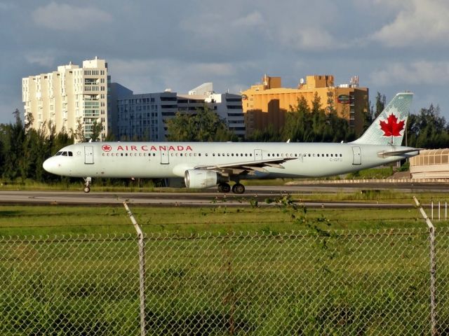 Airbus A321 (C-GITU)