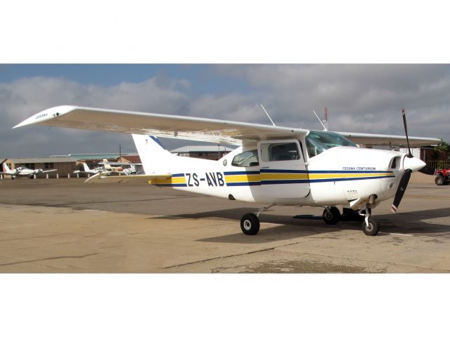 Cessna Centurion (ZS-AVB) - In the way to Ingwelala, South Africa.