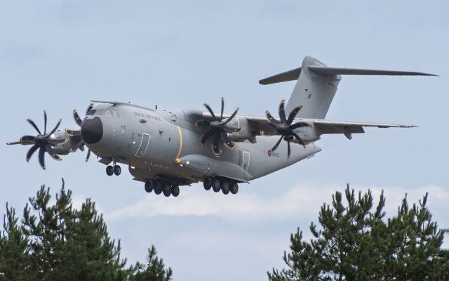 AIRBUS A-400M Atlas (MBB405) - Airbus A400 training at Jersey 8/Jul/2025