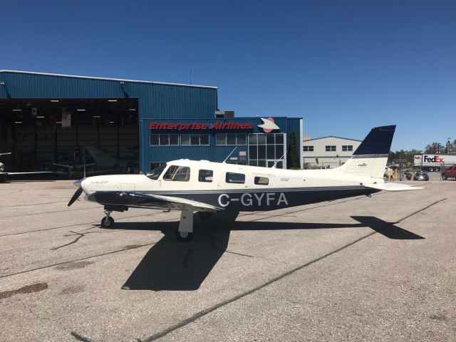 Piper Saratoga (C-GYFA)