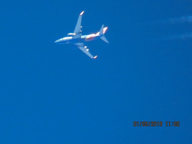 Boeing 737-700 (N7710A)