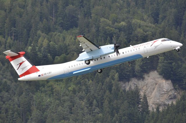 de Havilland Dash 8-400 (OE-LGJ)