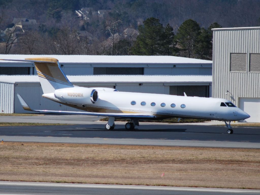 Gulfstream Aerospace Gulfstream V (N500RH) - Parked in front of the Hendrick Motorsports hangar at Concord Regional Airport (Concord, NC) - 2/3/09  Registered Owner:  Hendrick Motorsports LLC