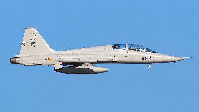 Northrop RF-5 Tigereye (MDA924) - Spain National Day parade 2023.