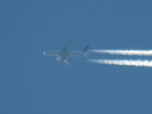 Airbus A320 (N466UA)