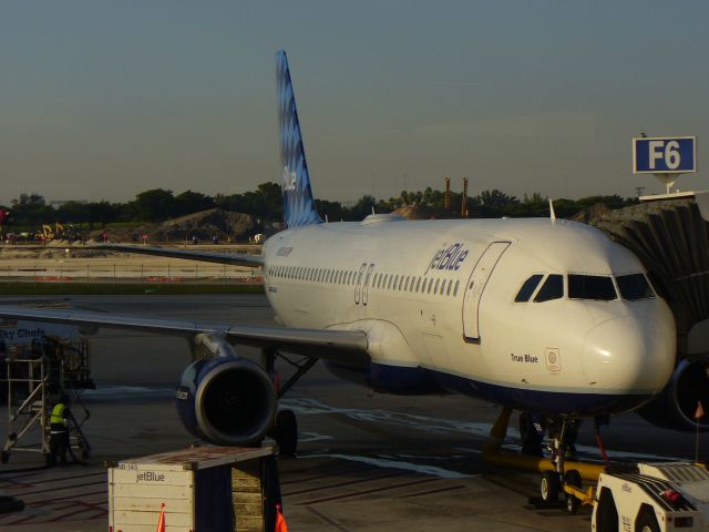 Airbus A320 (N509JB)