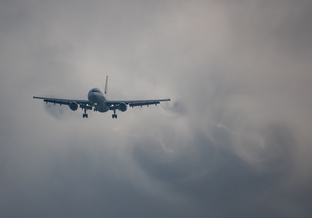 — — - UPS Arrival into CAE
