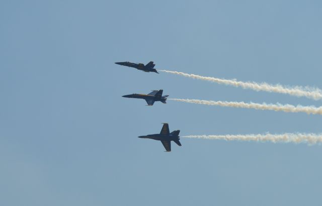 McDonnell Douglas FA-18 Hornet — - Blue Angels during Initial orientation flight practice in Sioux Falls