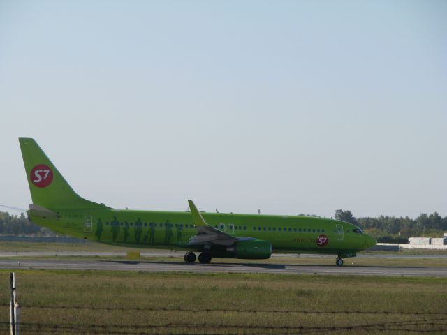 Boeing 737-700 (VQ-BKV) - Novosibirsk "Tolmachevo" 08/09/2012