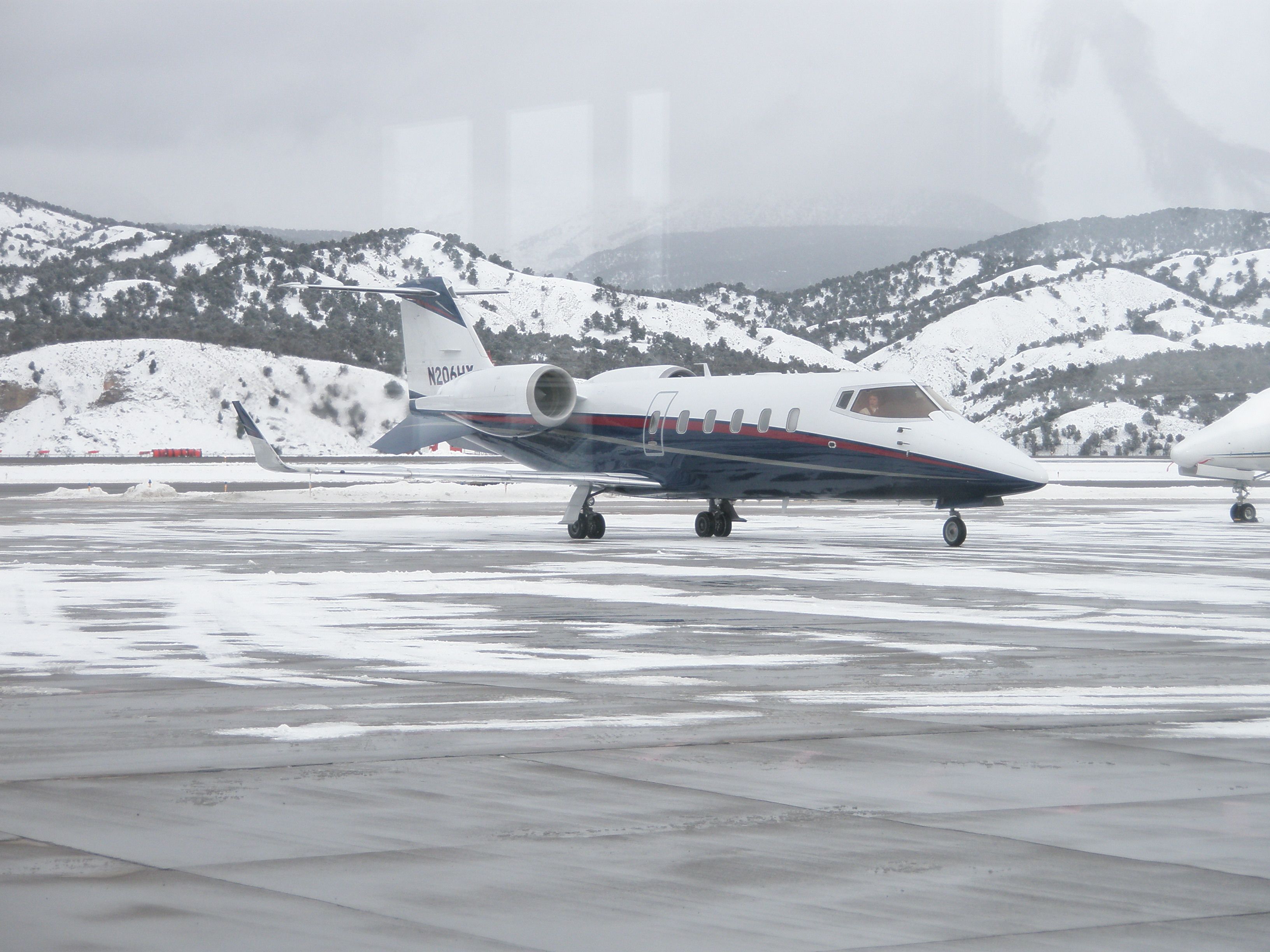 Learjet 60 (N206HY) - Parking at Vail Valley Jet Center