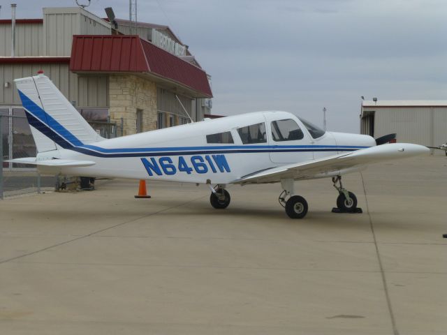 Piper Cherokee (N6461W)