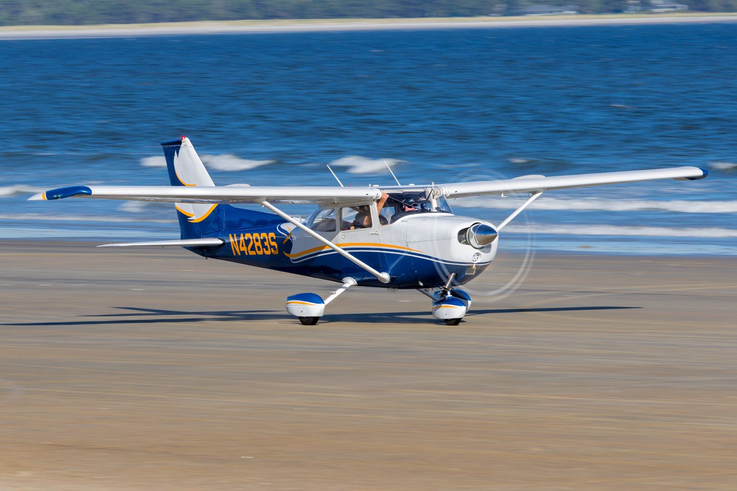 Cessna Skyhawk (N4283S) - Old Orchard Beach, ME