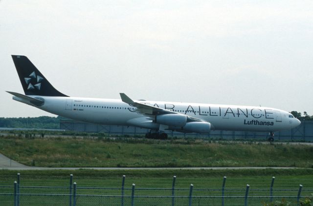 Airbus A340-300 (D-AIGC) - Taxing at Narita Intl Airport on 2004/06/18