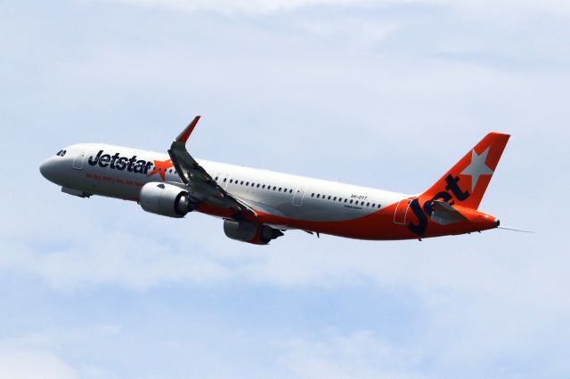 Airbus A321neo (VH-OYT)