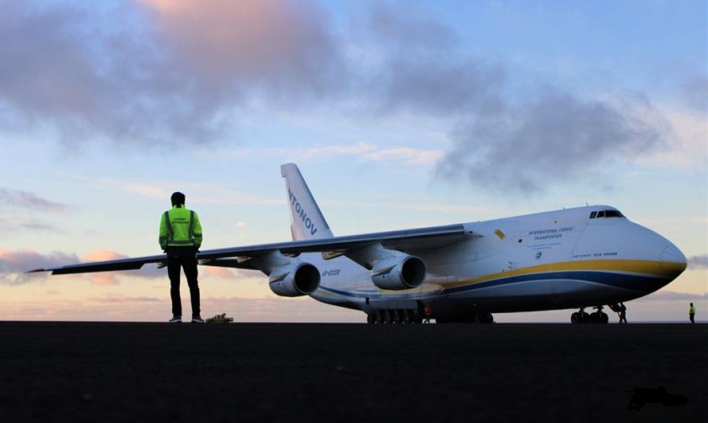 Antonov An-124 Ruslan (UR-82008) - Santa Maria Island International Airport - LPAZ. 2021-01-01. "Perspectives"