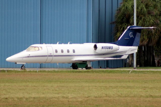 Learjet 55 (N150MS) - Seen here on 6-Nov-16.  Departed for KAPF twelve days later.