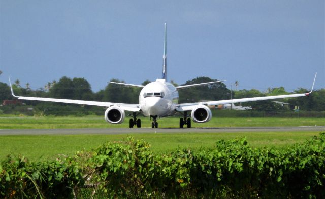 Boeing 737-700 (C-GSWJ)